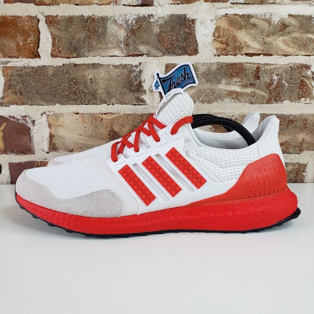 Adidas UltraBoost DNA x Lego ‘Color Pack Red’ Running Shoes Men's SZ 10.5 H67755 - Picture 3 of 15
